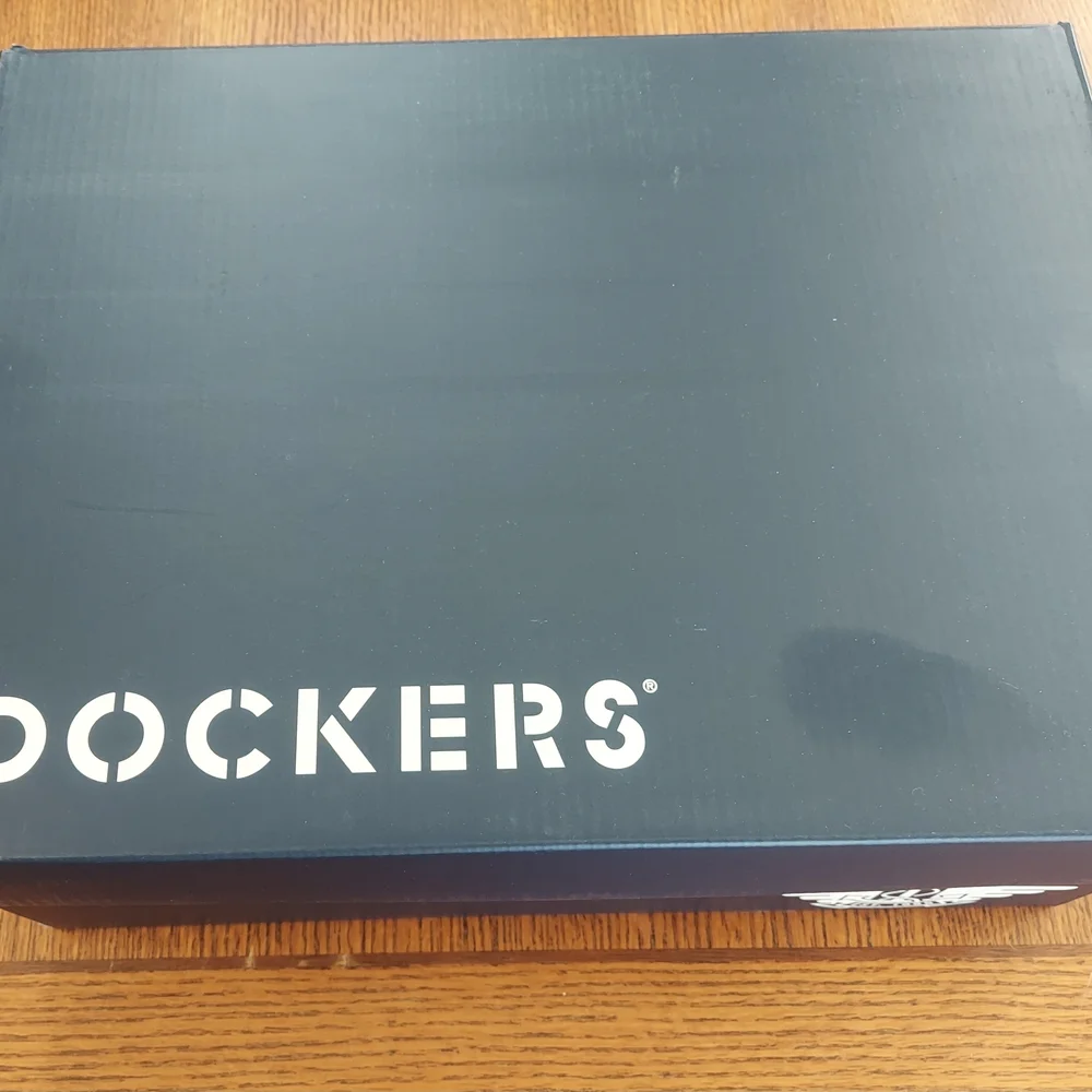 Dockers 